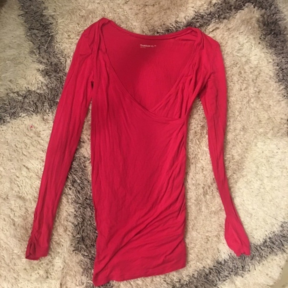 Gap pink maternity shirt
